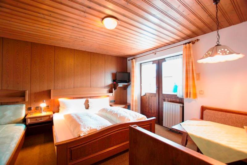 Zirbelstube Hotel ไรท์อิมวิงเคอ ภายนอก รูปภาพ